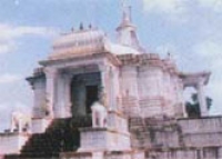 chaubara dera and pavagiri tirth oon khargone jain mandir